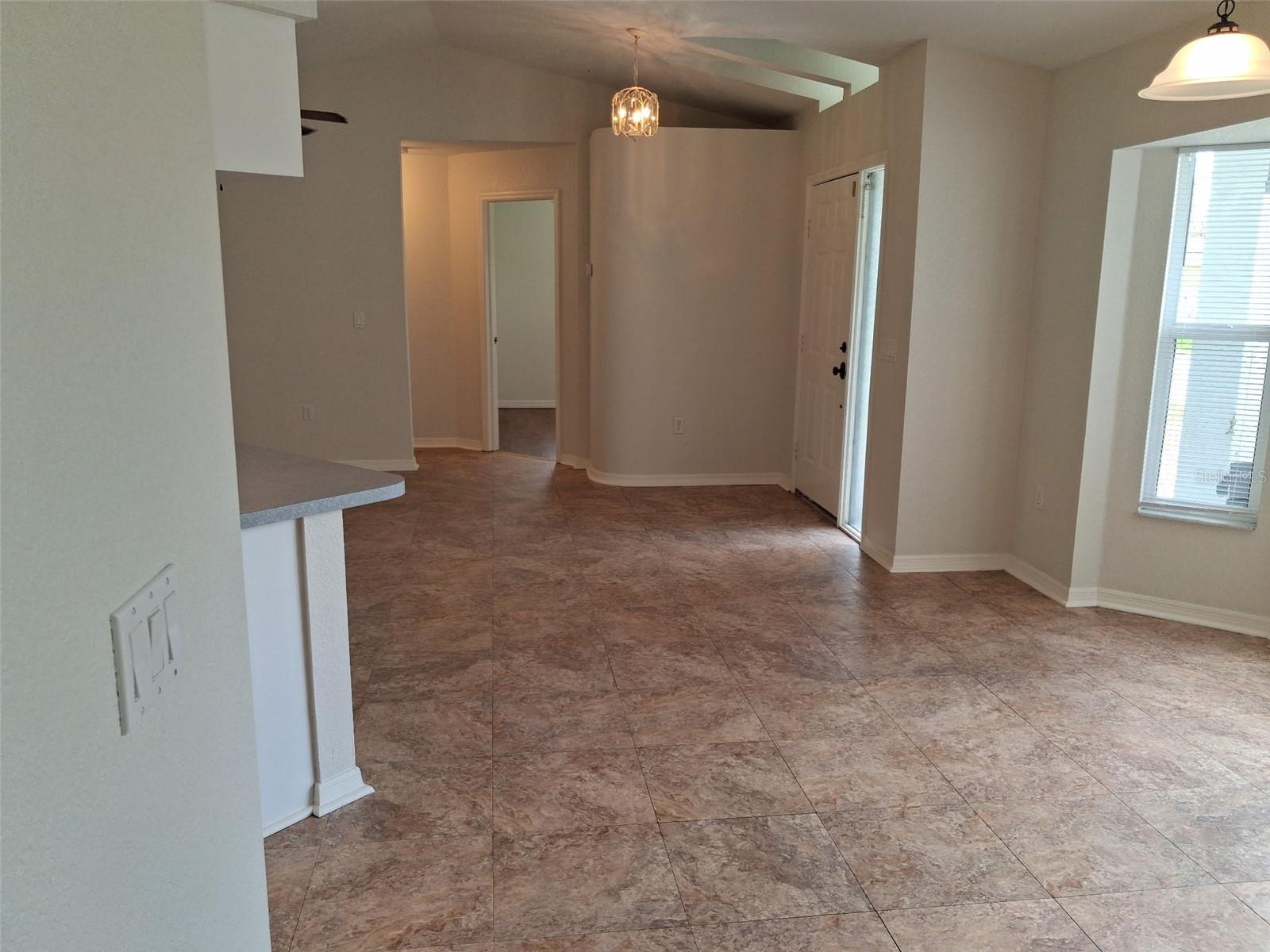 2420 DUMONT LN — photo 2