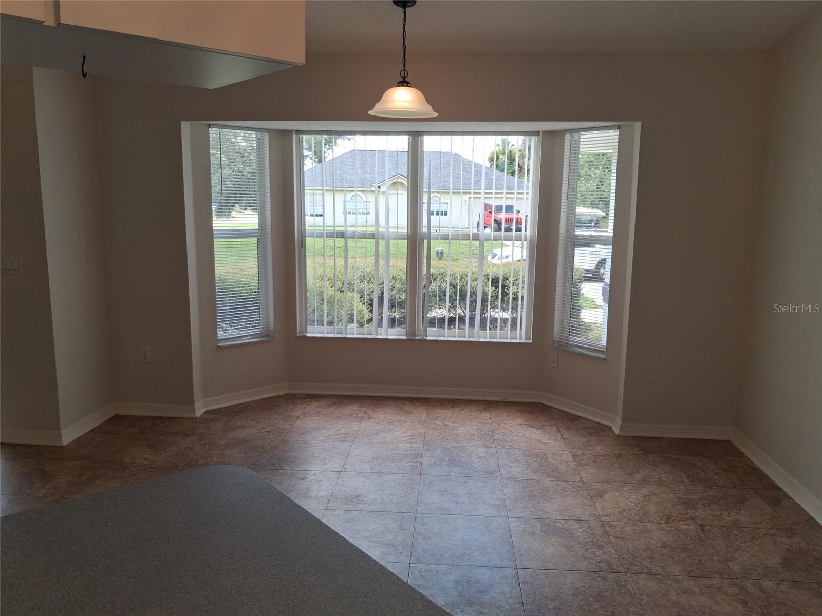 2420 DUMONT LN — photo 3