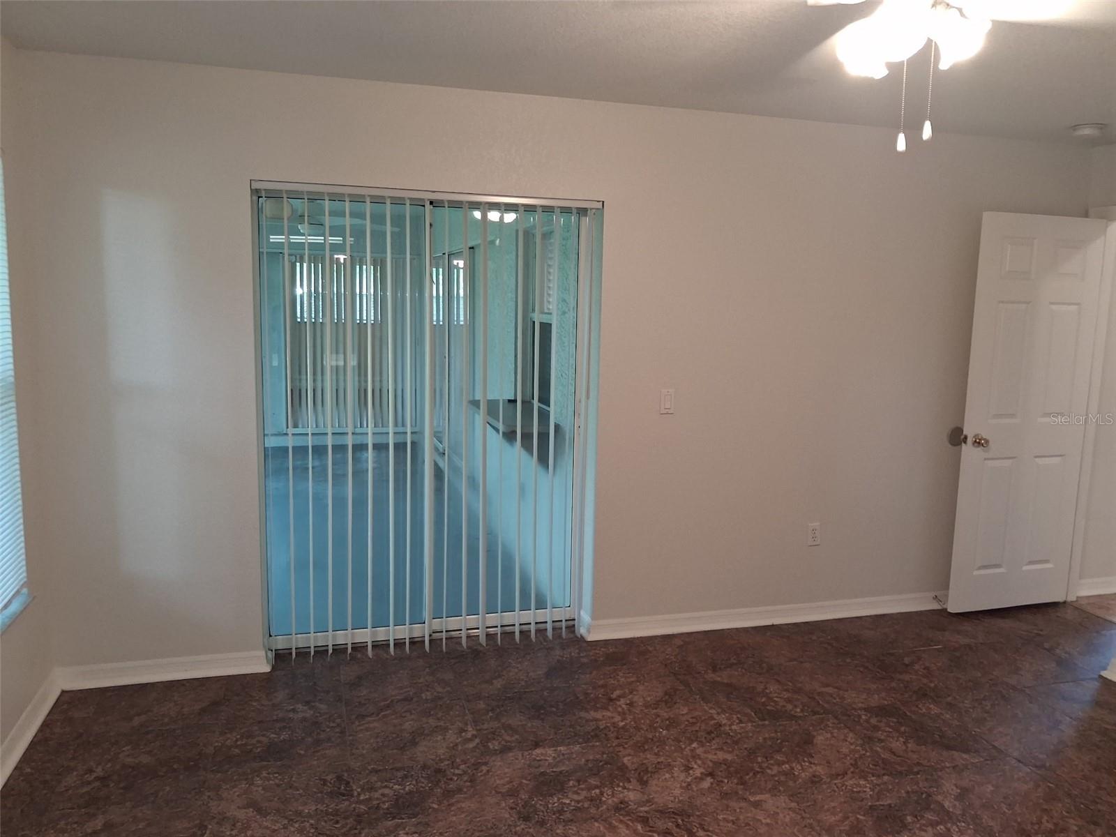 2420 DUMONT LN — photo 8