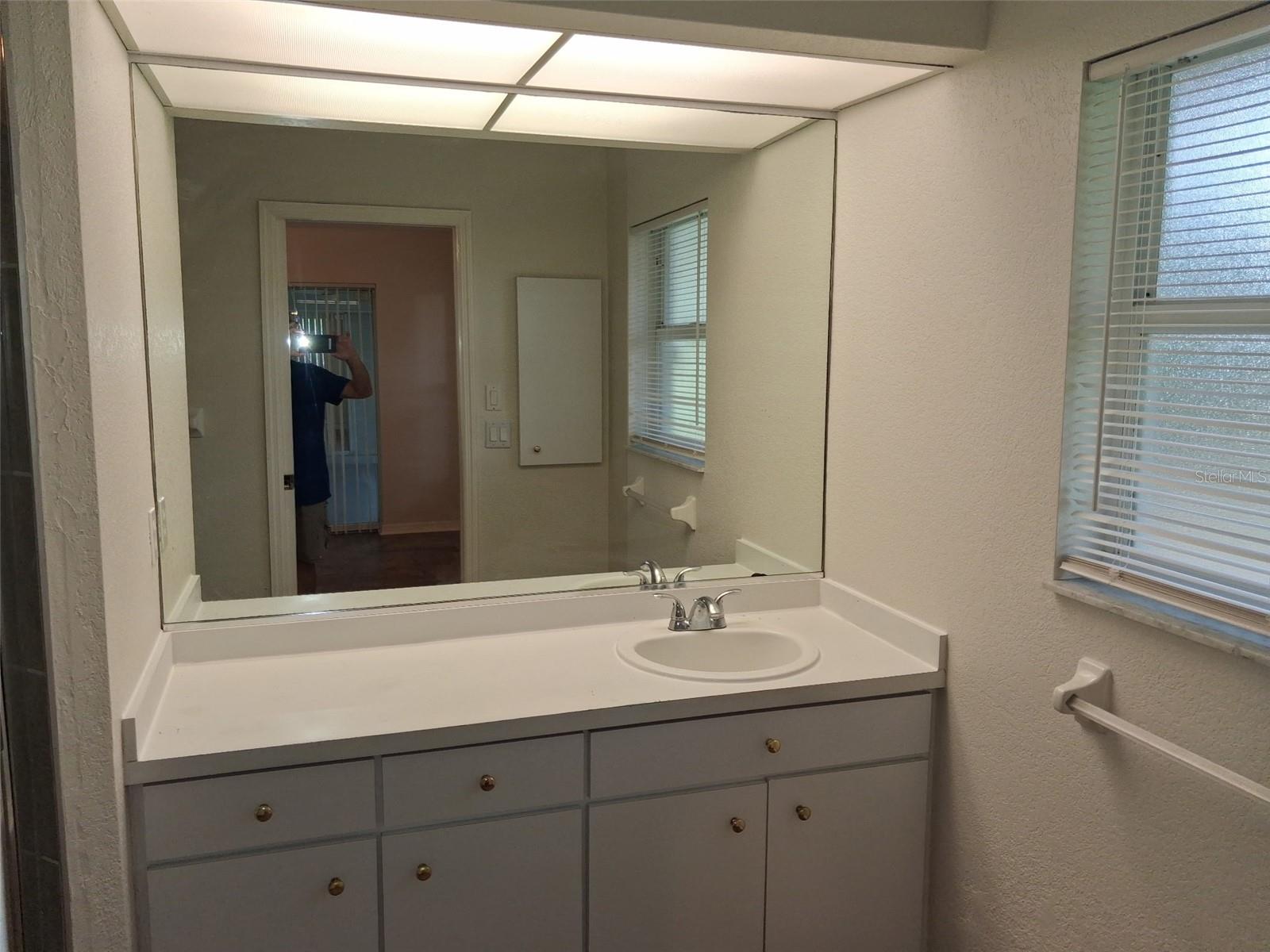 2420 DUMONT LN — photo 12