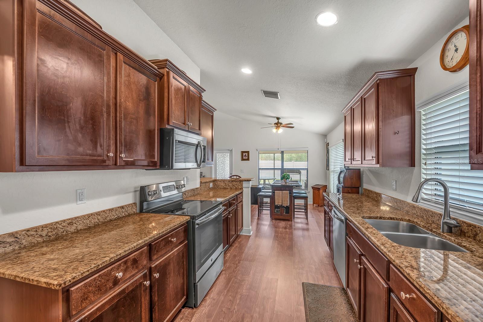 12250 LEGACY BRIGHT ST — photo 10