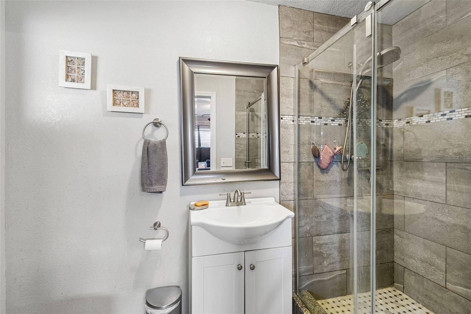 6330 S RENELLIE CT — photo 32