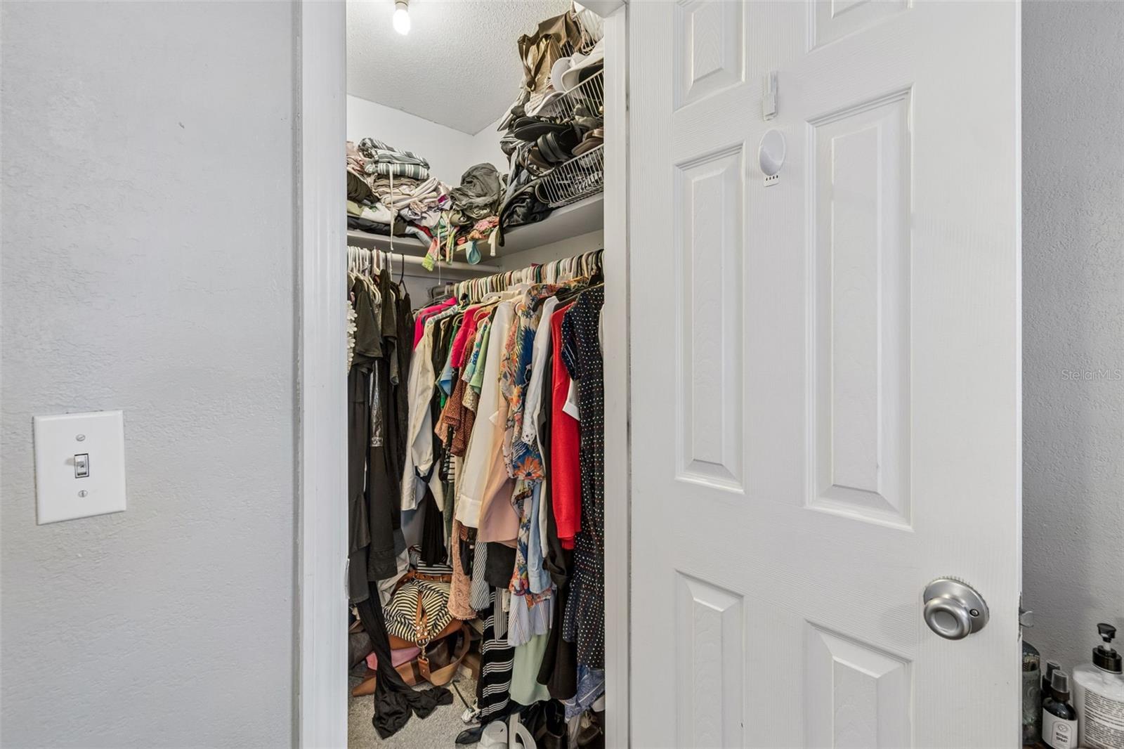 6330 S RENELLIE CT — photo 34