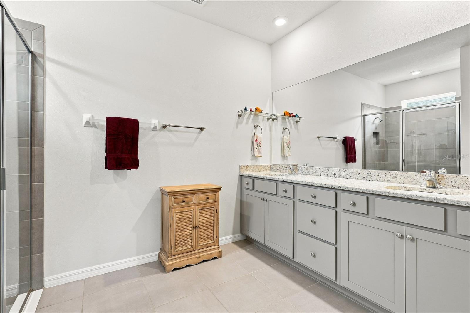 5711 OAK BRIDGE CT — photo 20