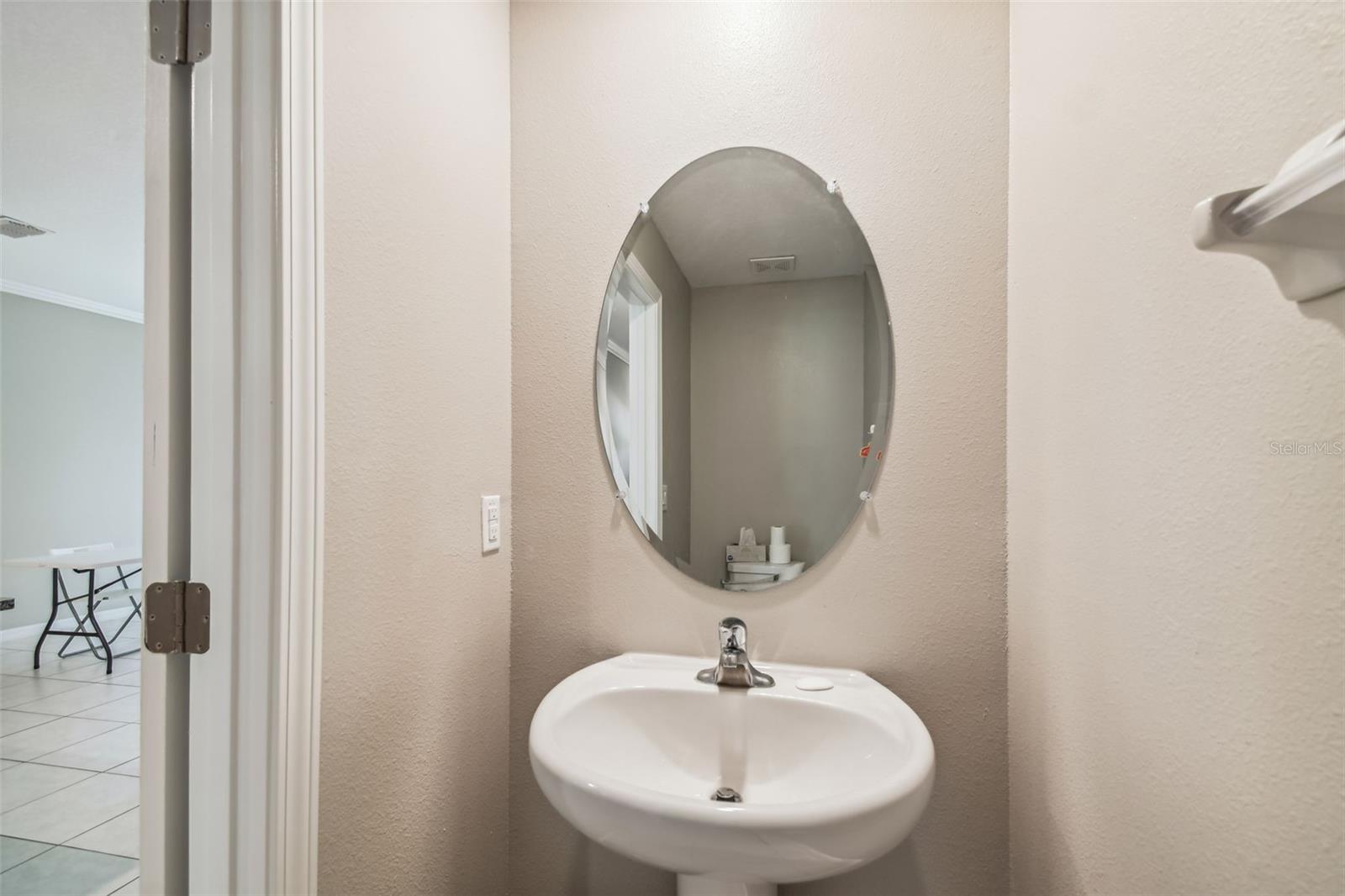 21868 LYONIA LN — photo 26