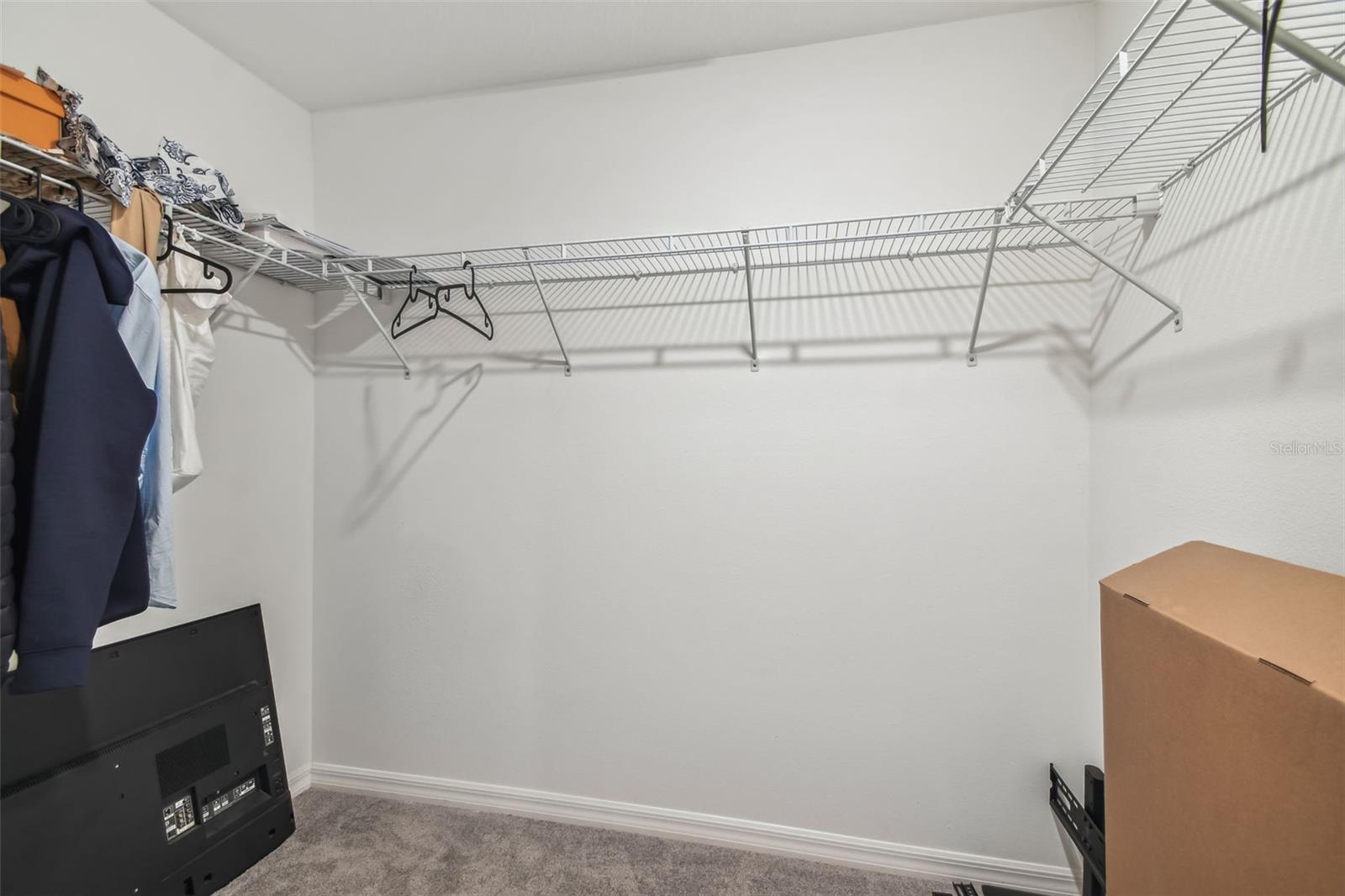 21868 LYONIA LN — photo 34