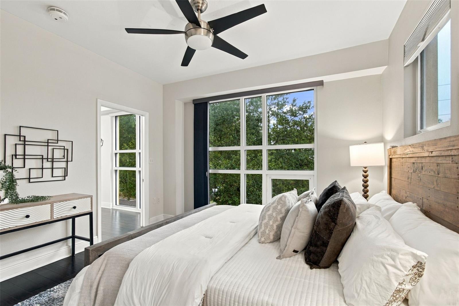 205 5TH AVE N #201 — photo 21