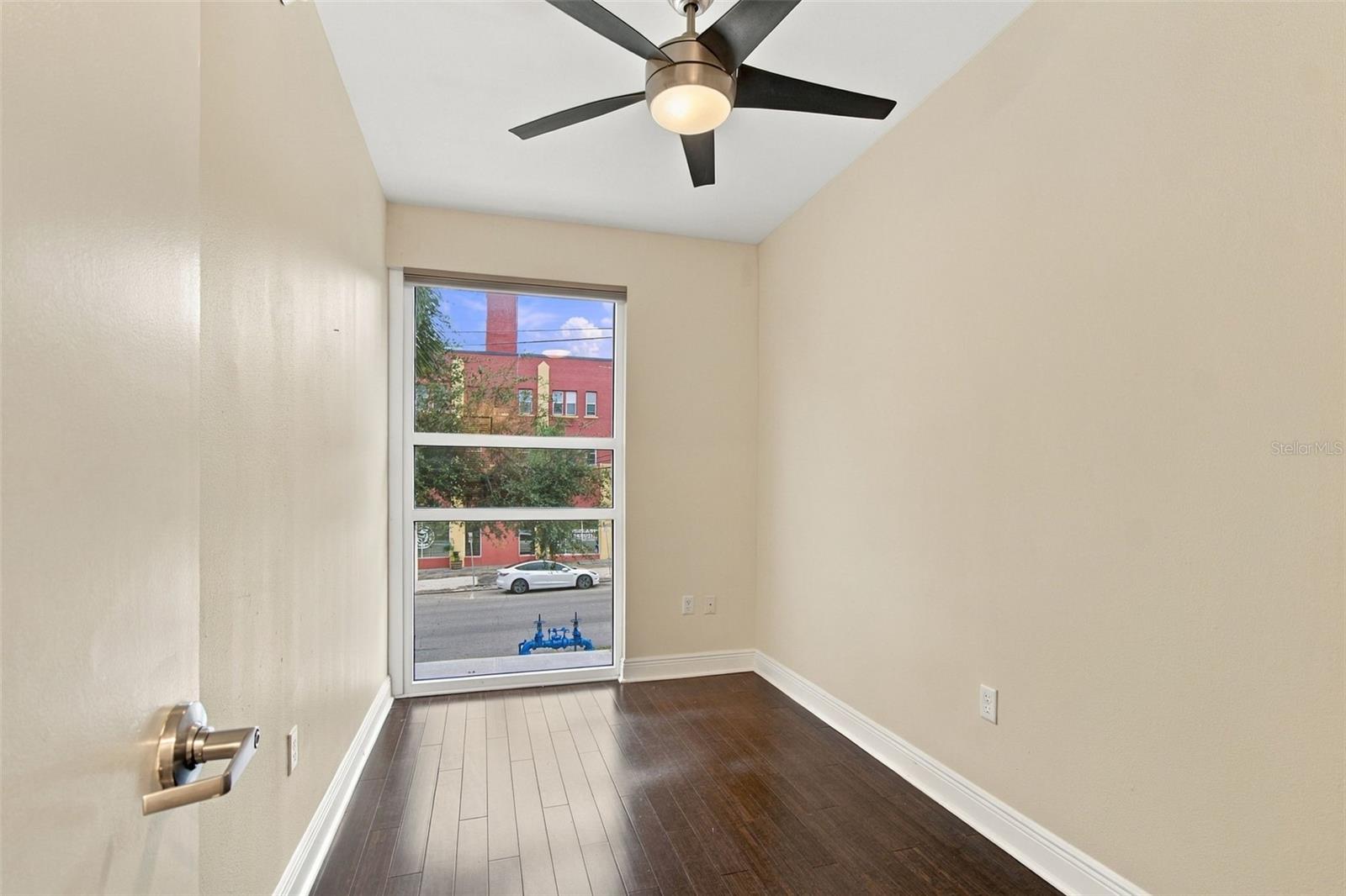 205 5TH AVE N #201 — photo 17
