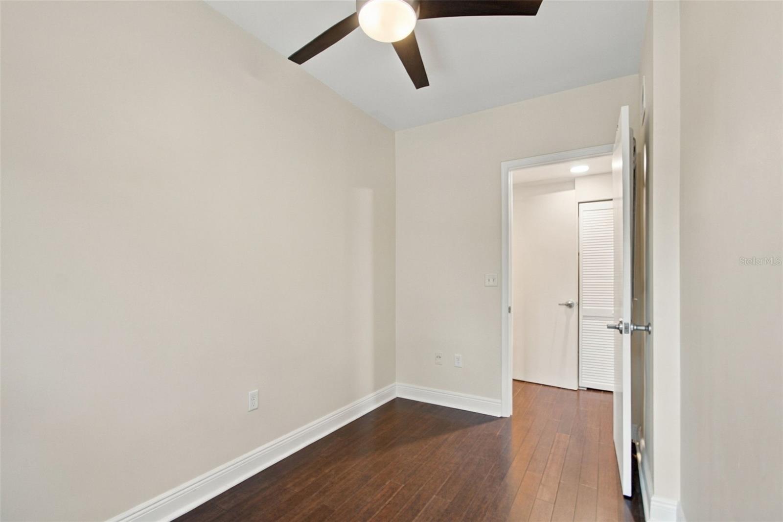 205 5TH AVE N #201 — photo 18