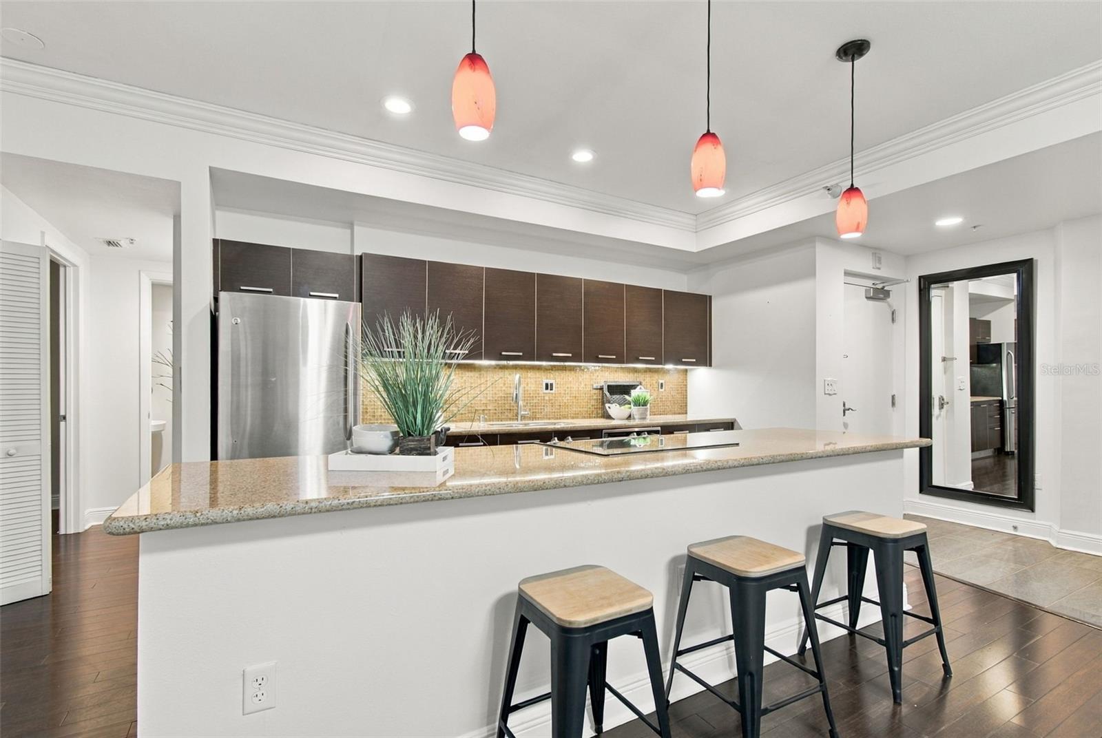 205 5TH AVE N #201 — photo 10