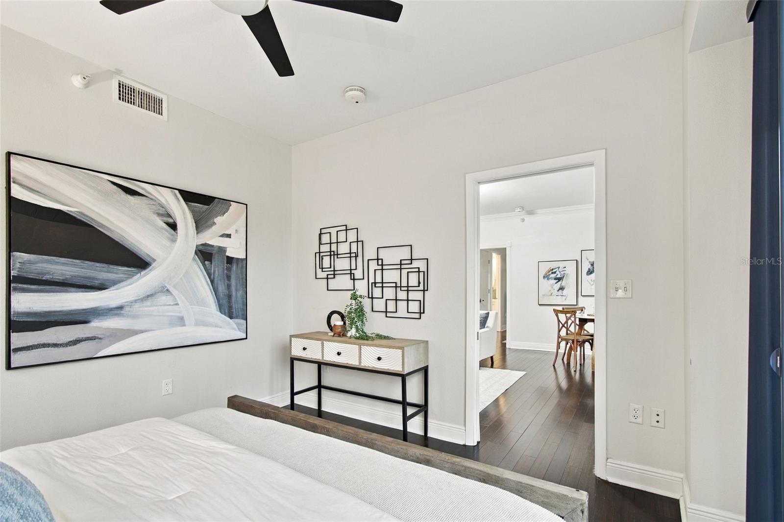 205 5TH AVE N #201 — photo 27
