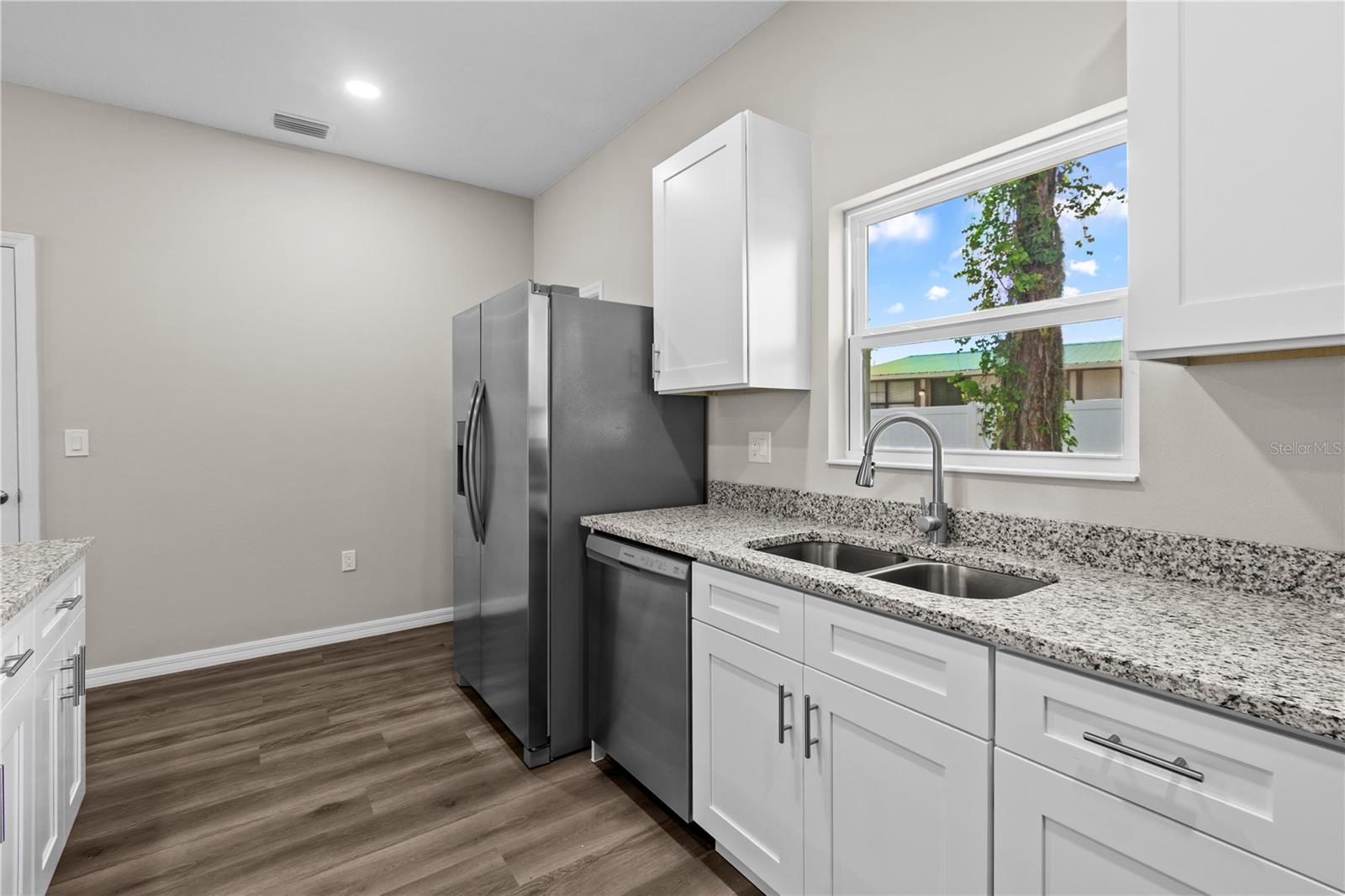 5013 FINDERS CT — photo 13