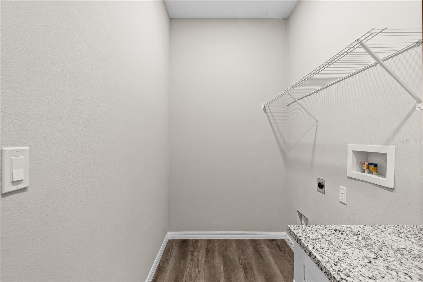 5013 FINDERS CT — photo 27