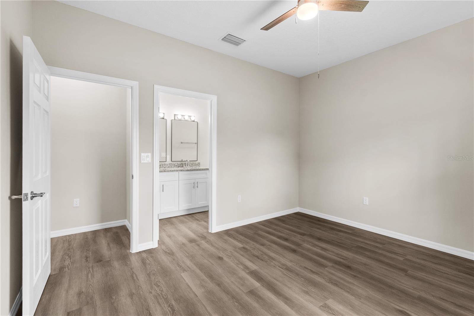 5013 FINDERS CT — photo 33