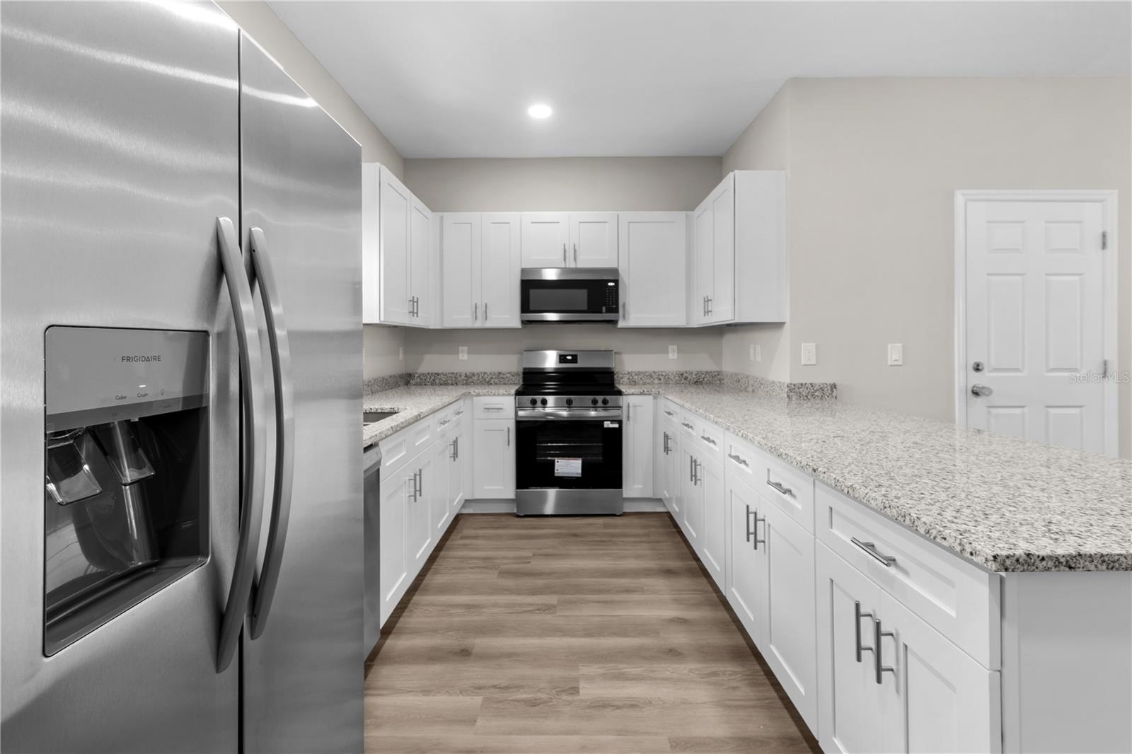 5013 FINDERS CT — photo 15