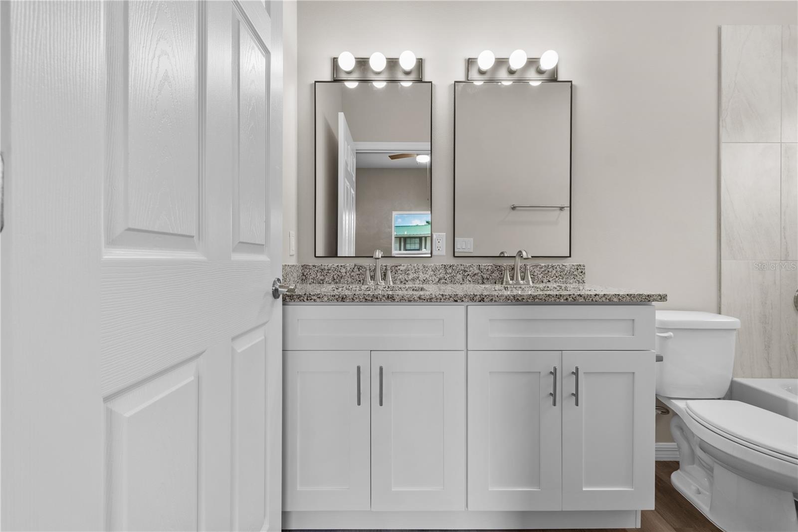 5013 FINDERS CT — photo 40