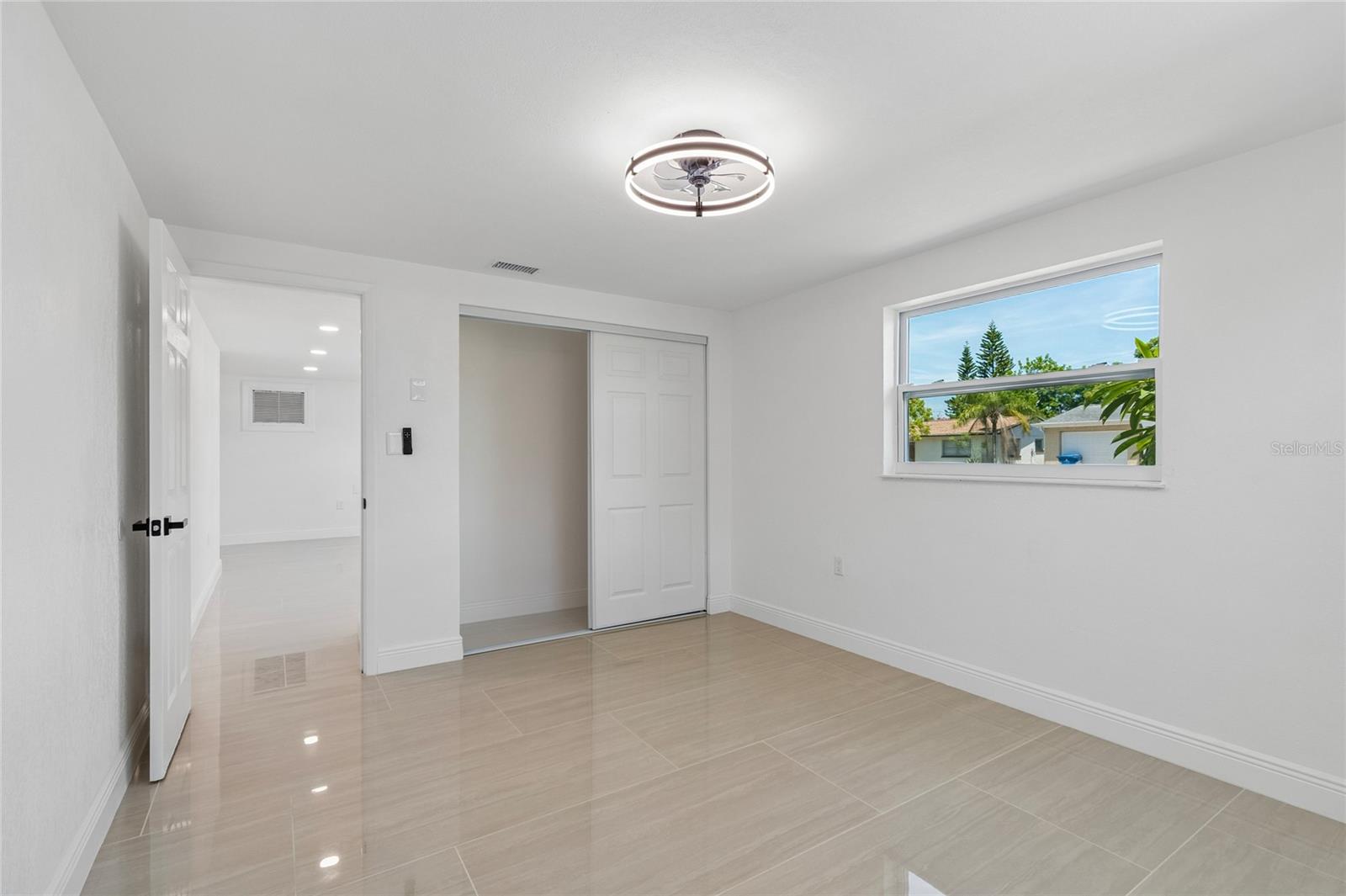 1467 CLASSIC DR — photo 38