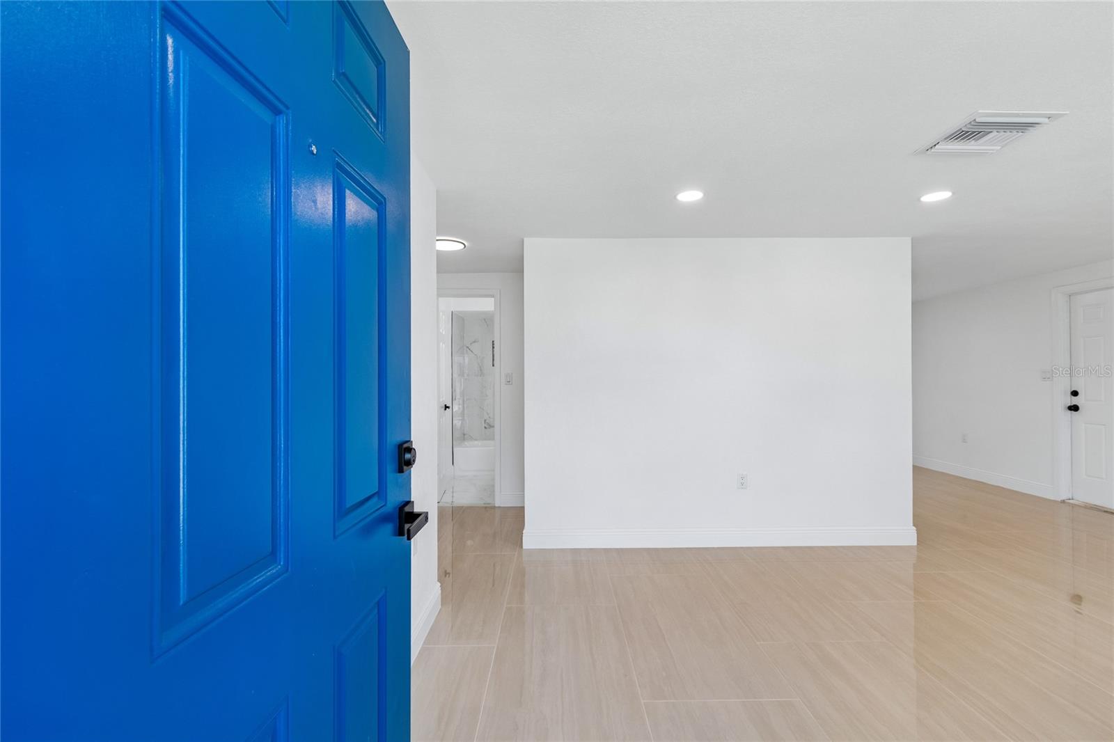 1467 CLASSIC DR — photo 10