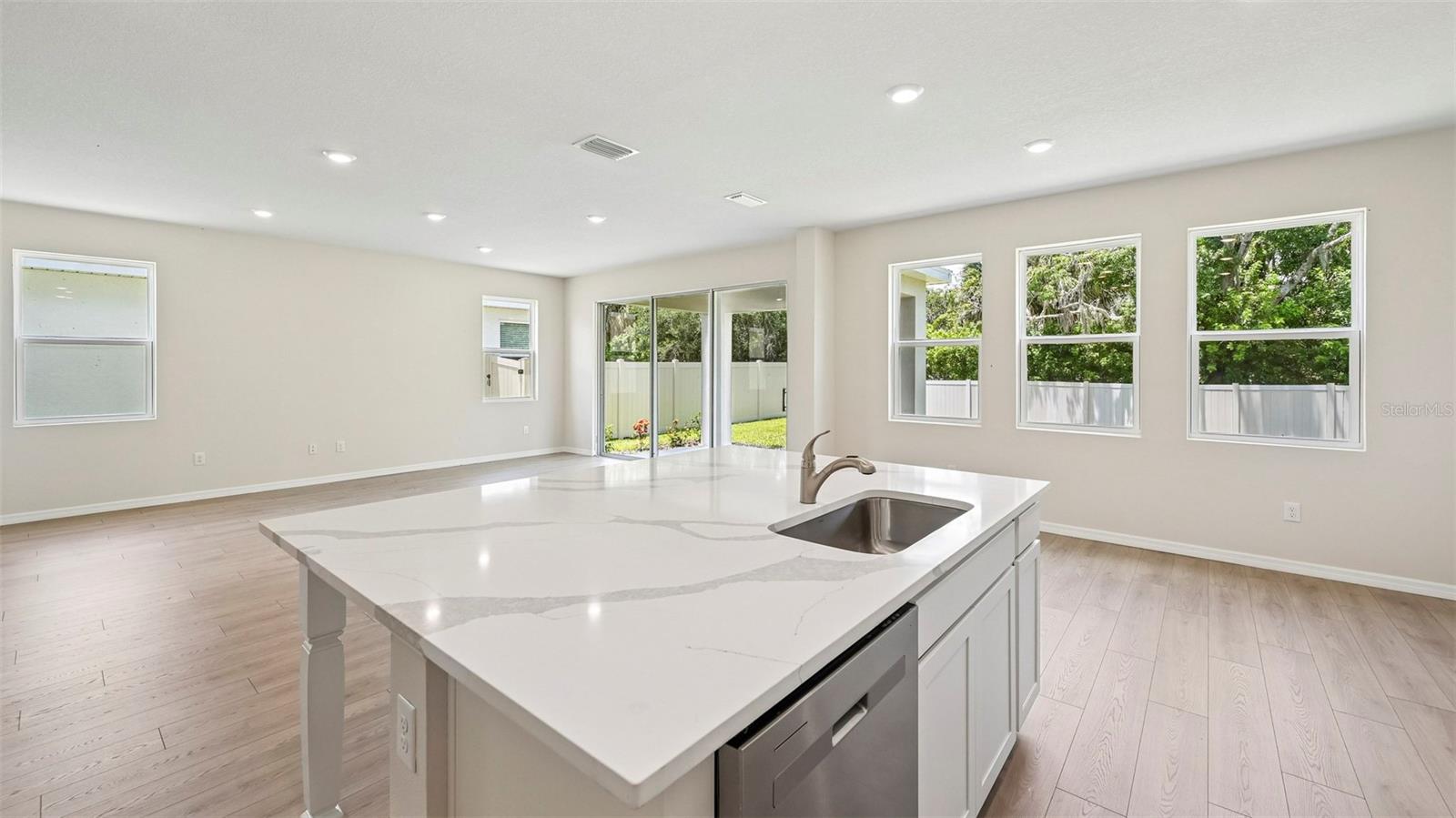 10437 WOODLAND GARDEN WAY — photo 4