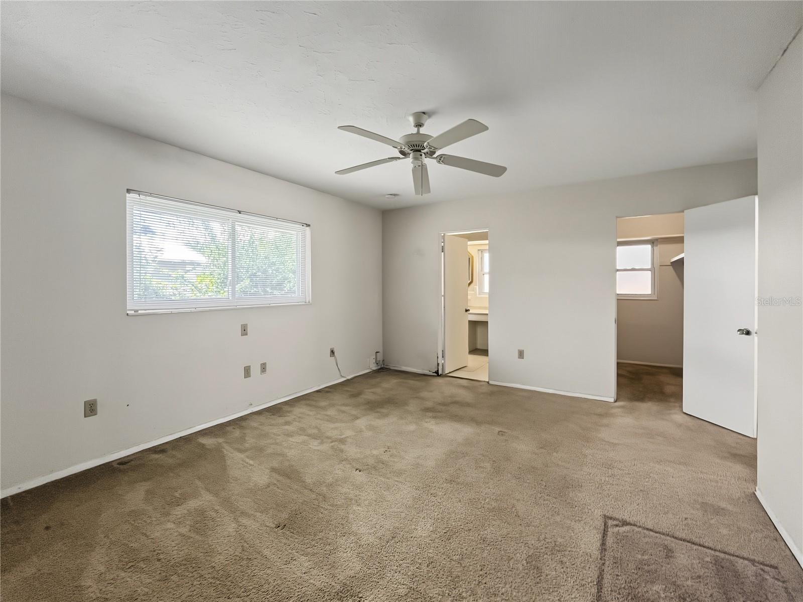 3041 TYRONE LN — photo 8