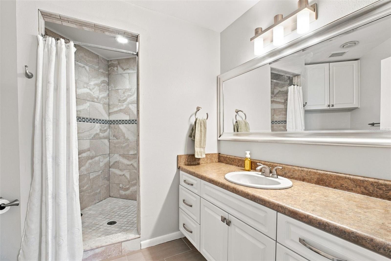 3588 INDIGO POND DR #12 — photo 25