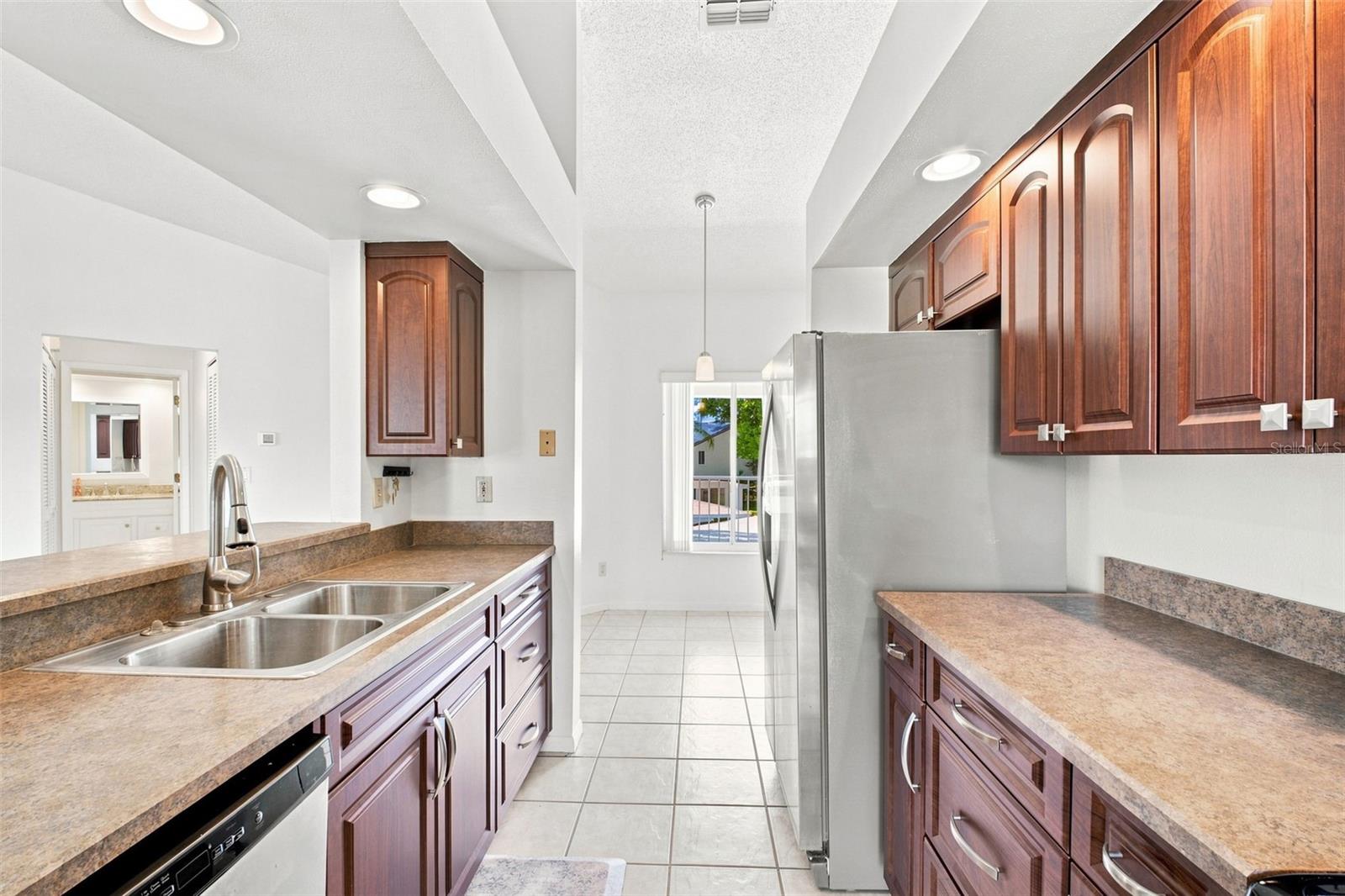3588 INDIGO POND DR #12 — photo 38