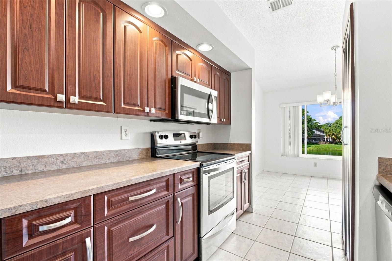 3588 INDIGO POND DR #12 — photo 35