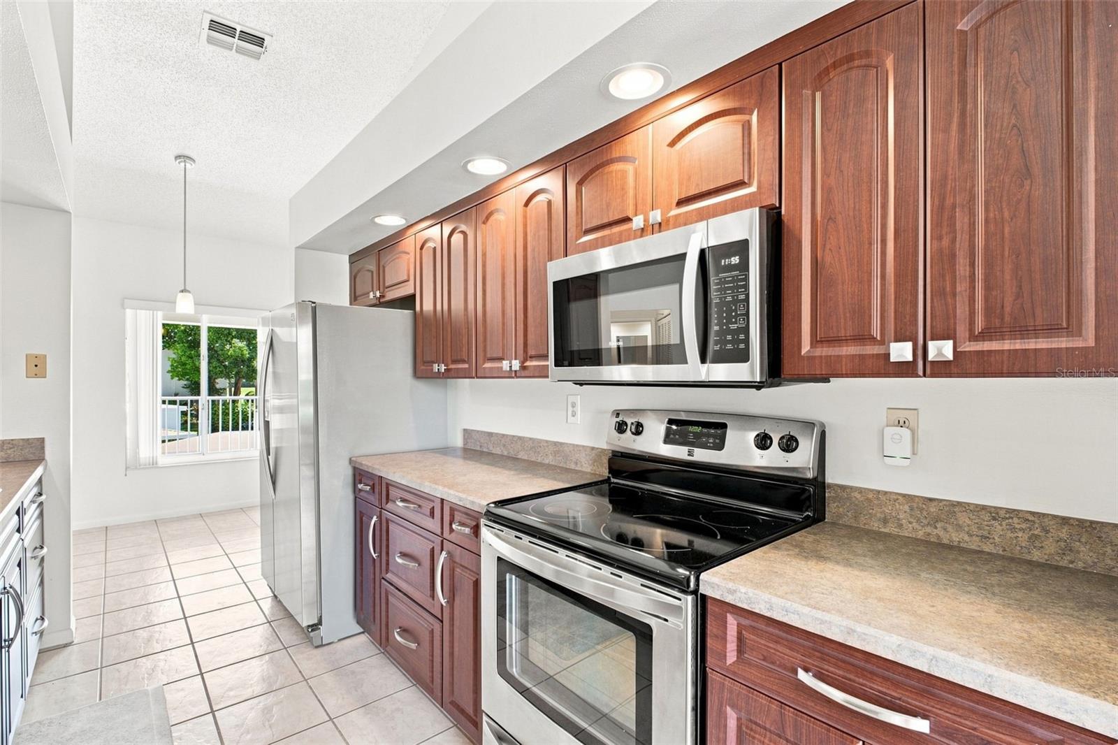 3588 INDIGO POND DR #12 — photo 39
