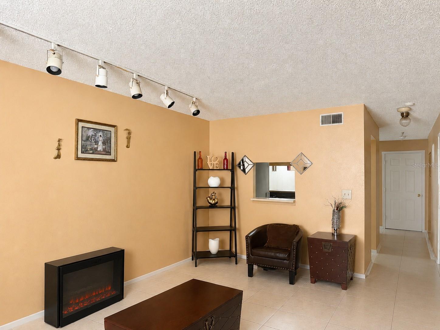 7011 WATERSIDE DR — photo 10