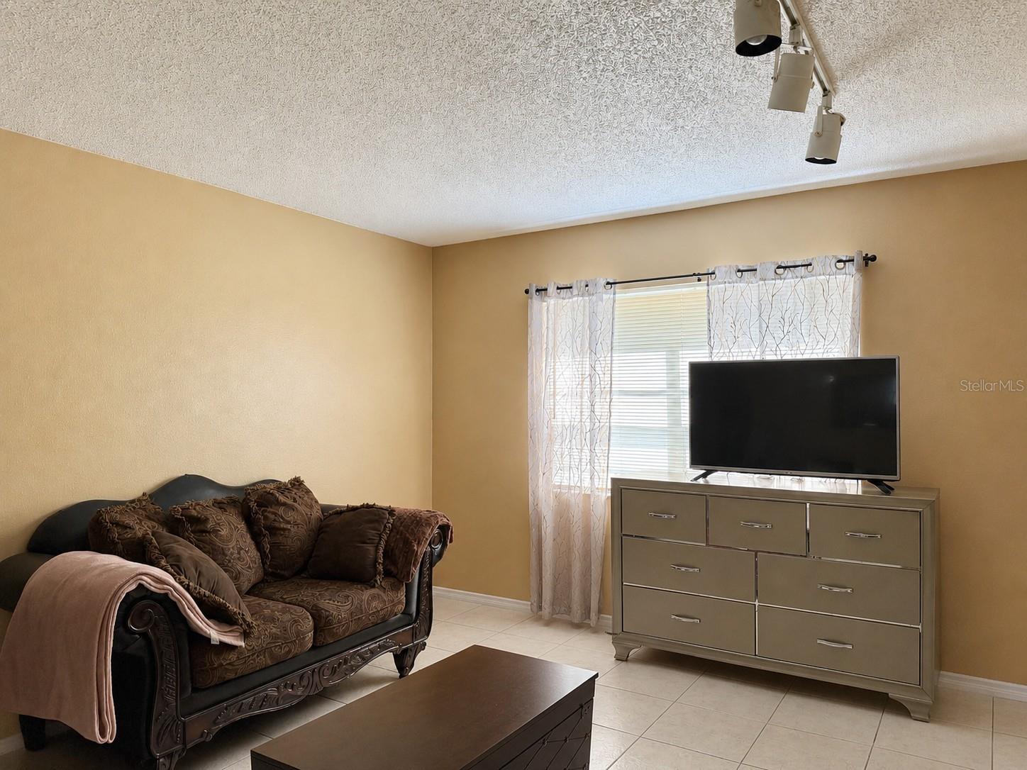 7011 WATERSIDE DR — photo 11