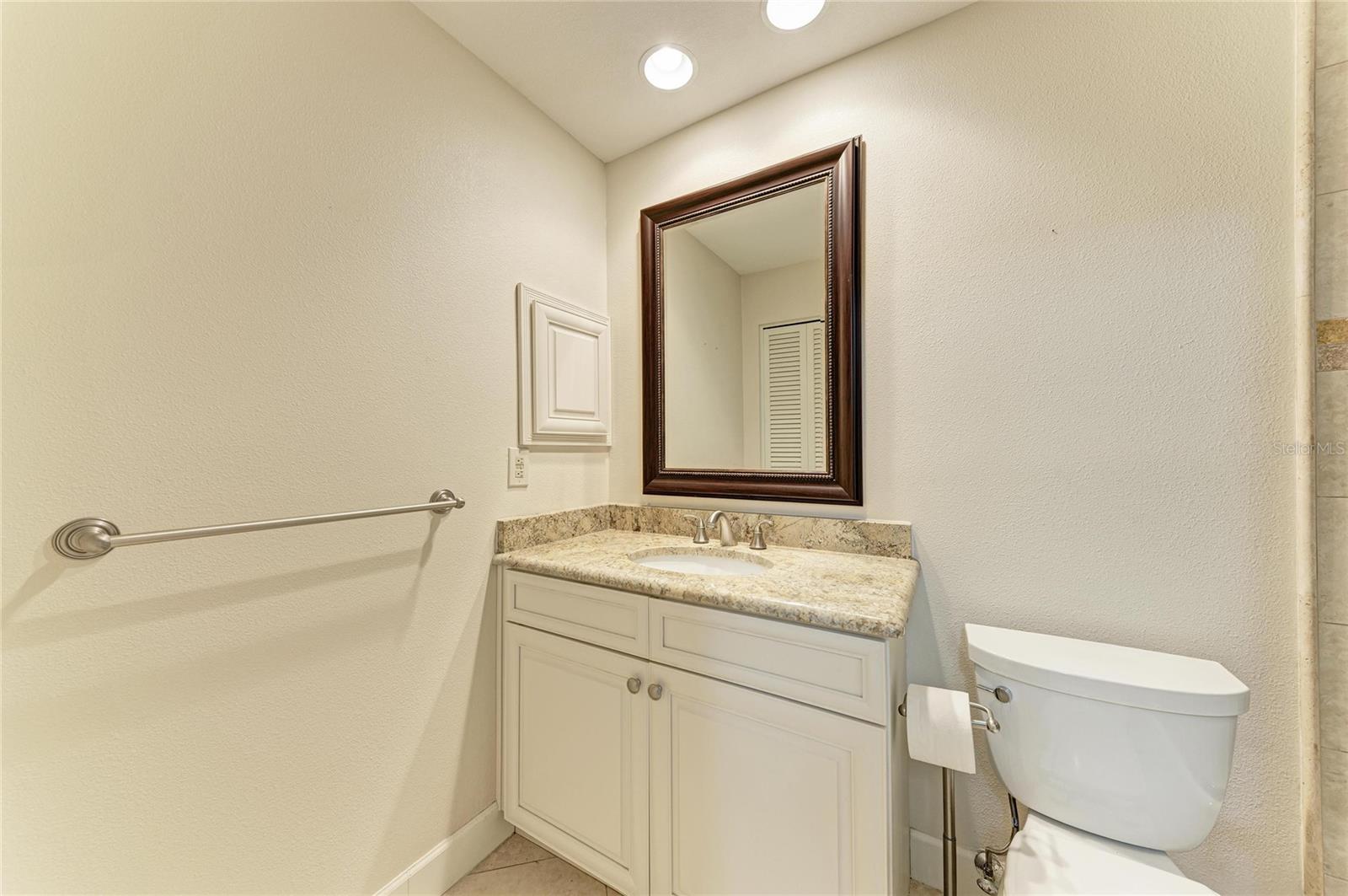 6085 CLUBSIDE DR — photo 35