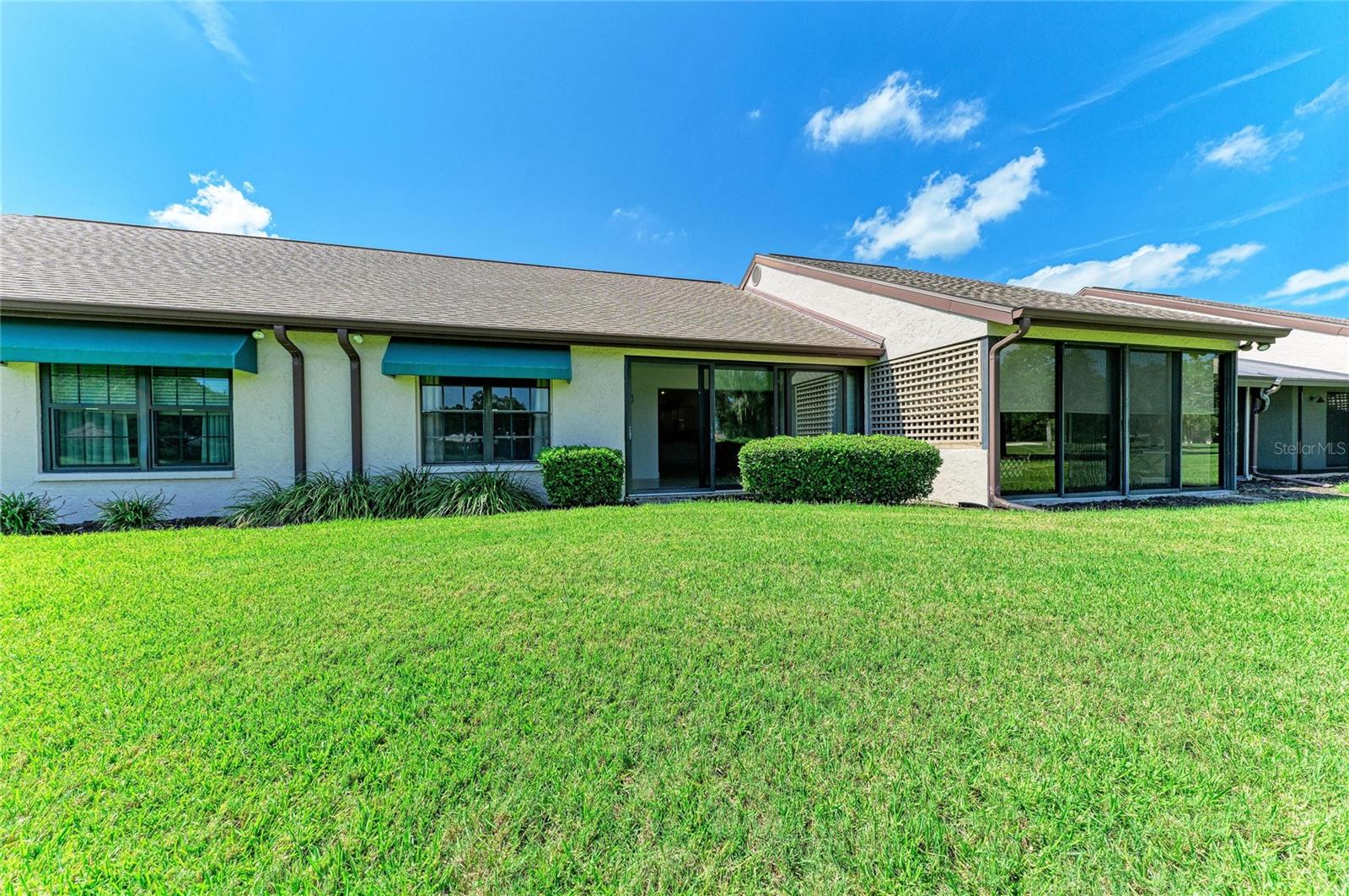 6085 CLUBSIDE DR — photo 43