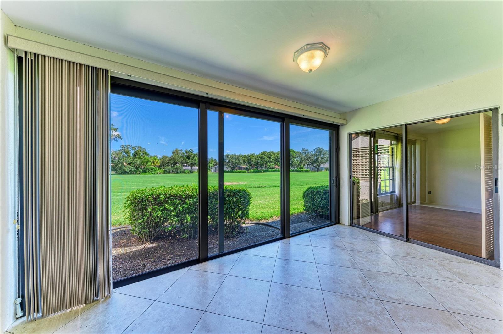 6085 CLUBSIDE DR — photo 40