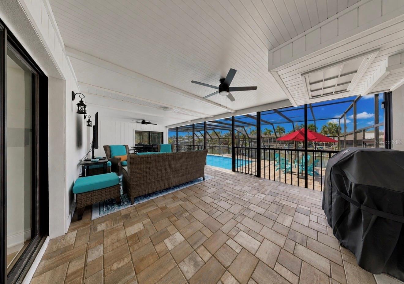 708 SPANISH MAIN DR — photo 42