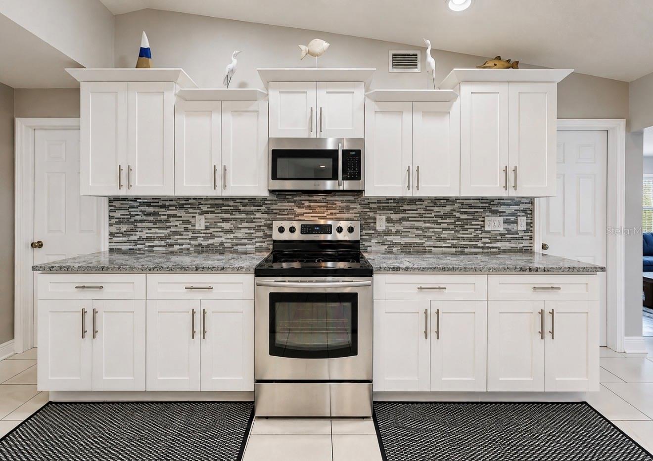 708 SPANISH MAIN DR — photo 20