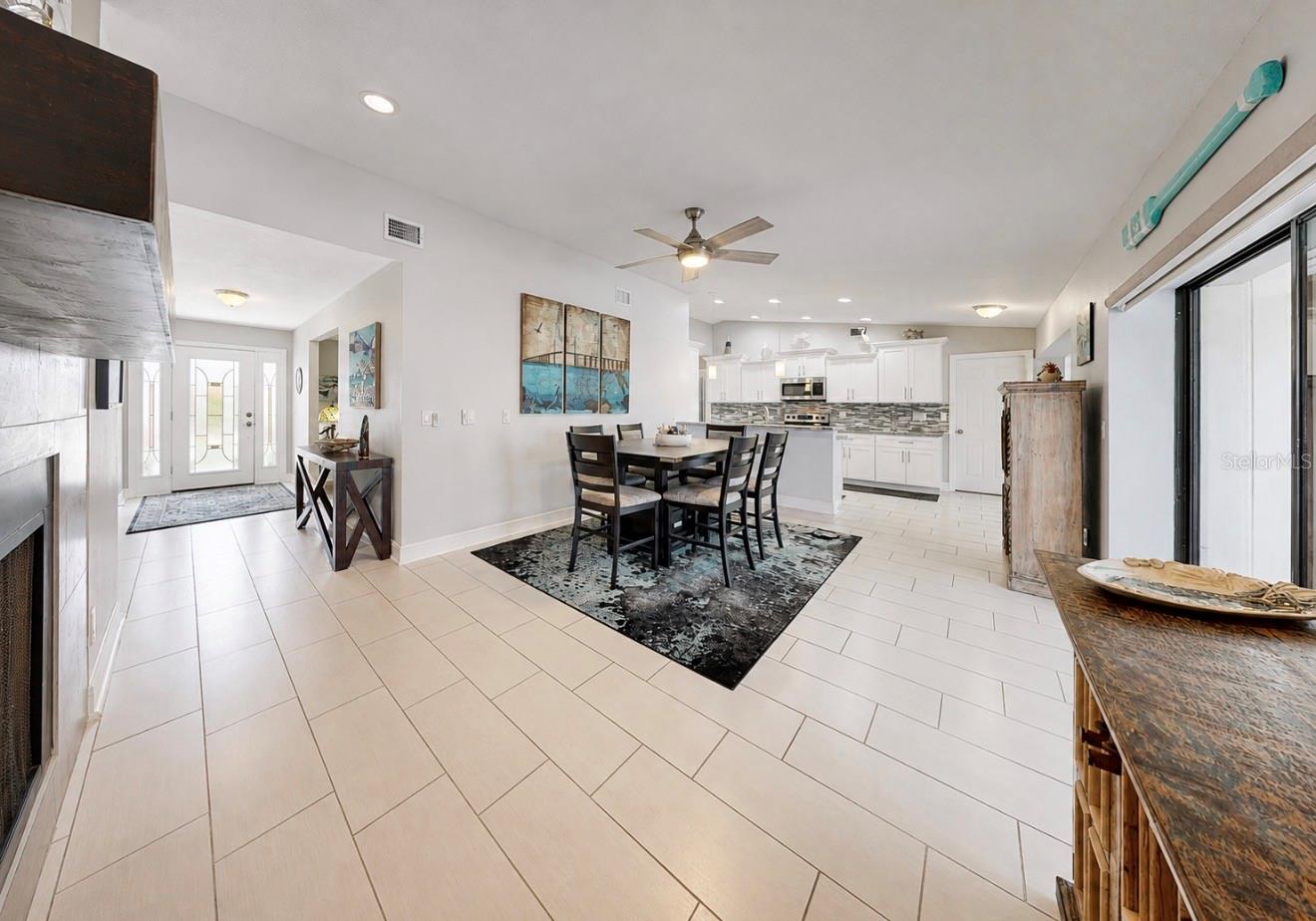 708 SPANISH MAIN DR — photo 17