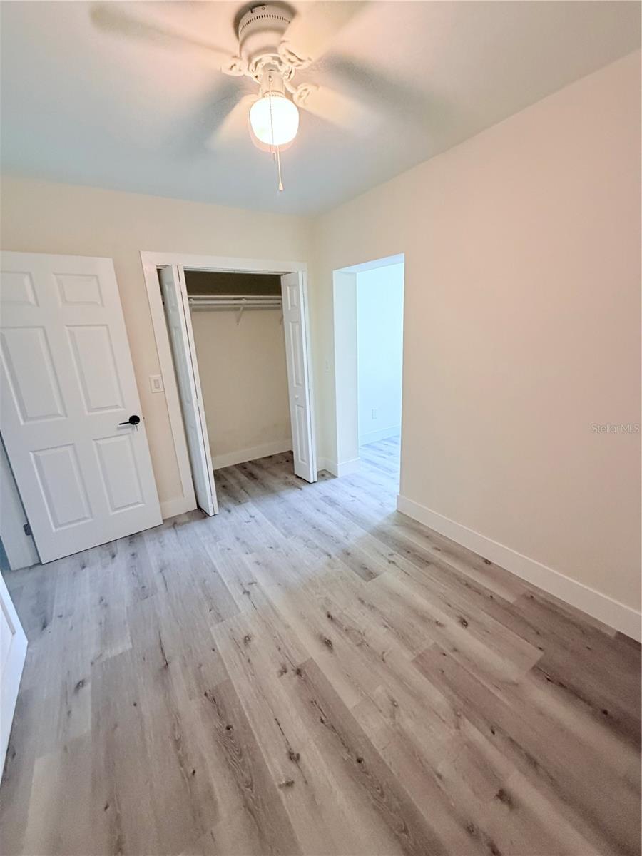 10801 N EDISON AVE — photo 21