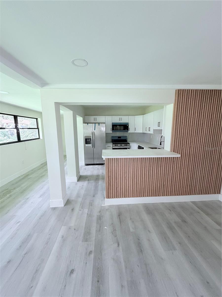 10801 N EDISON AVE — photo 14