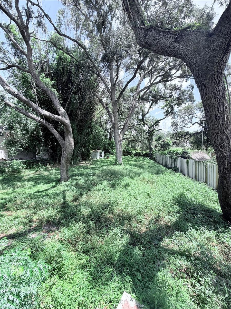 10801 N EDISON AVE — photo 15
