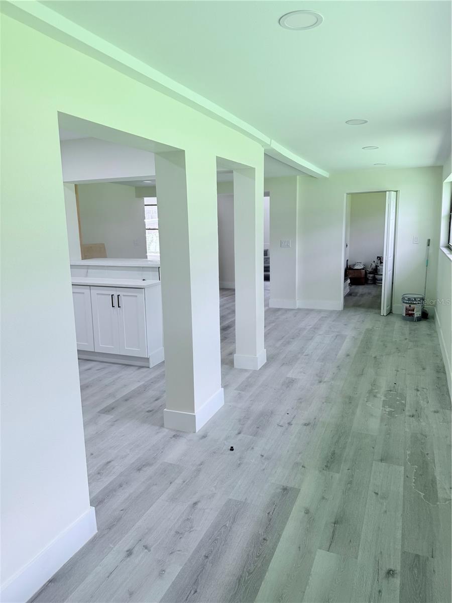 10801 N EDISON AVE — photo 31
