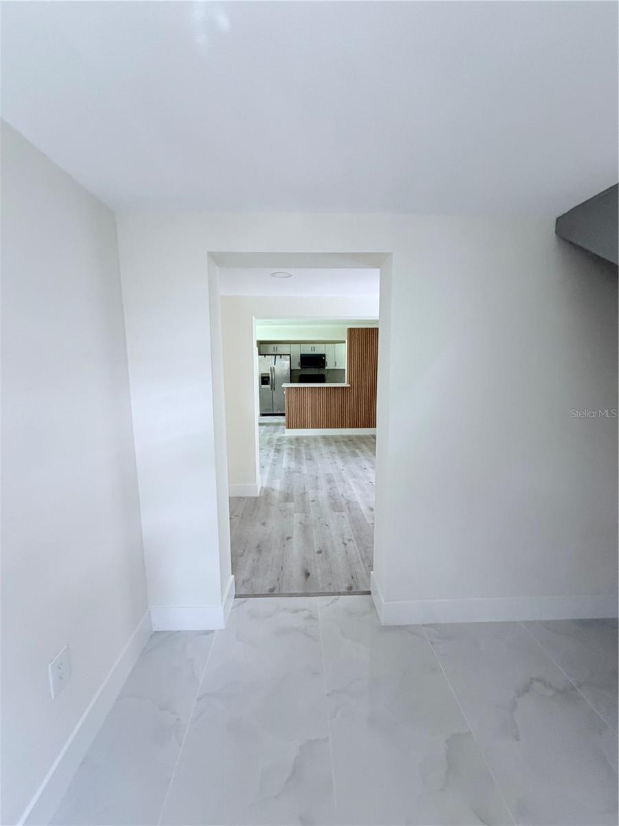 10801 N EDISON AVE — photo 42