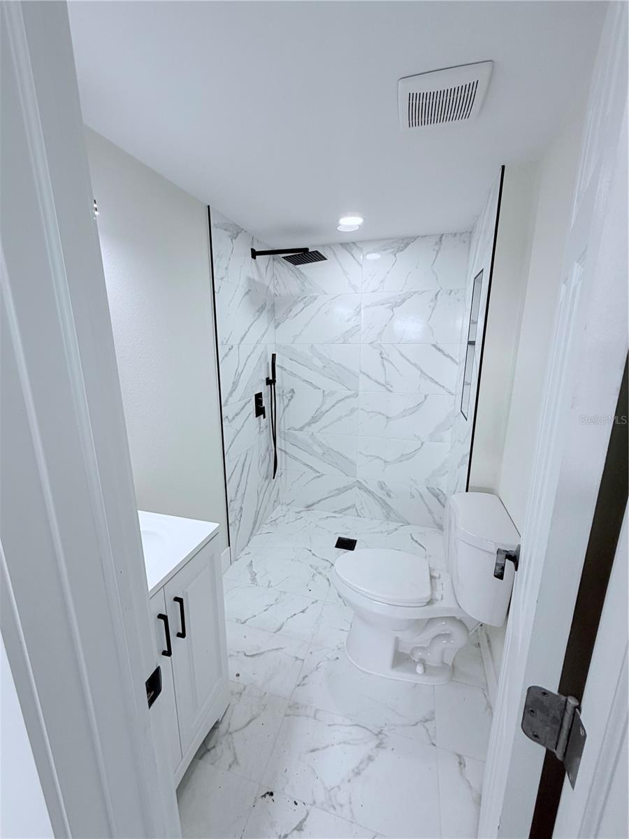 10801 N EDISON AVE — photo 38