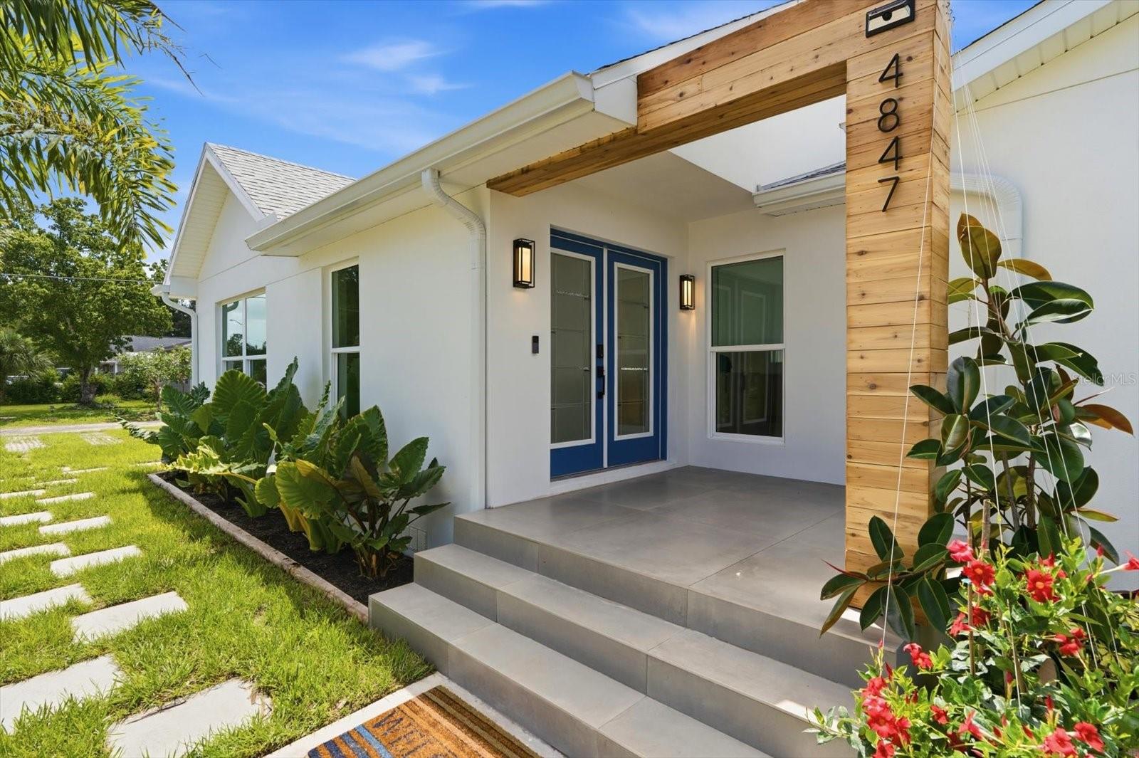 4847 DR MARTIN LUTHER KING JR ST N — photo 31
