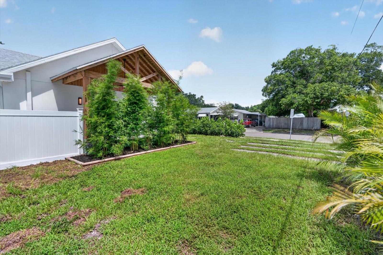 4847 DR MARTIN LUTHER KING JR ST N — photo 38