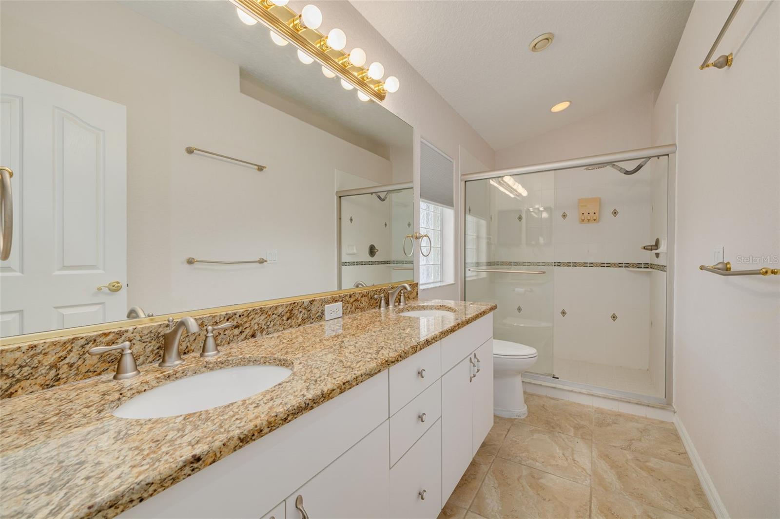 2102 BRADFORD ST — photo 17