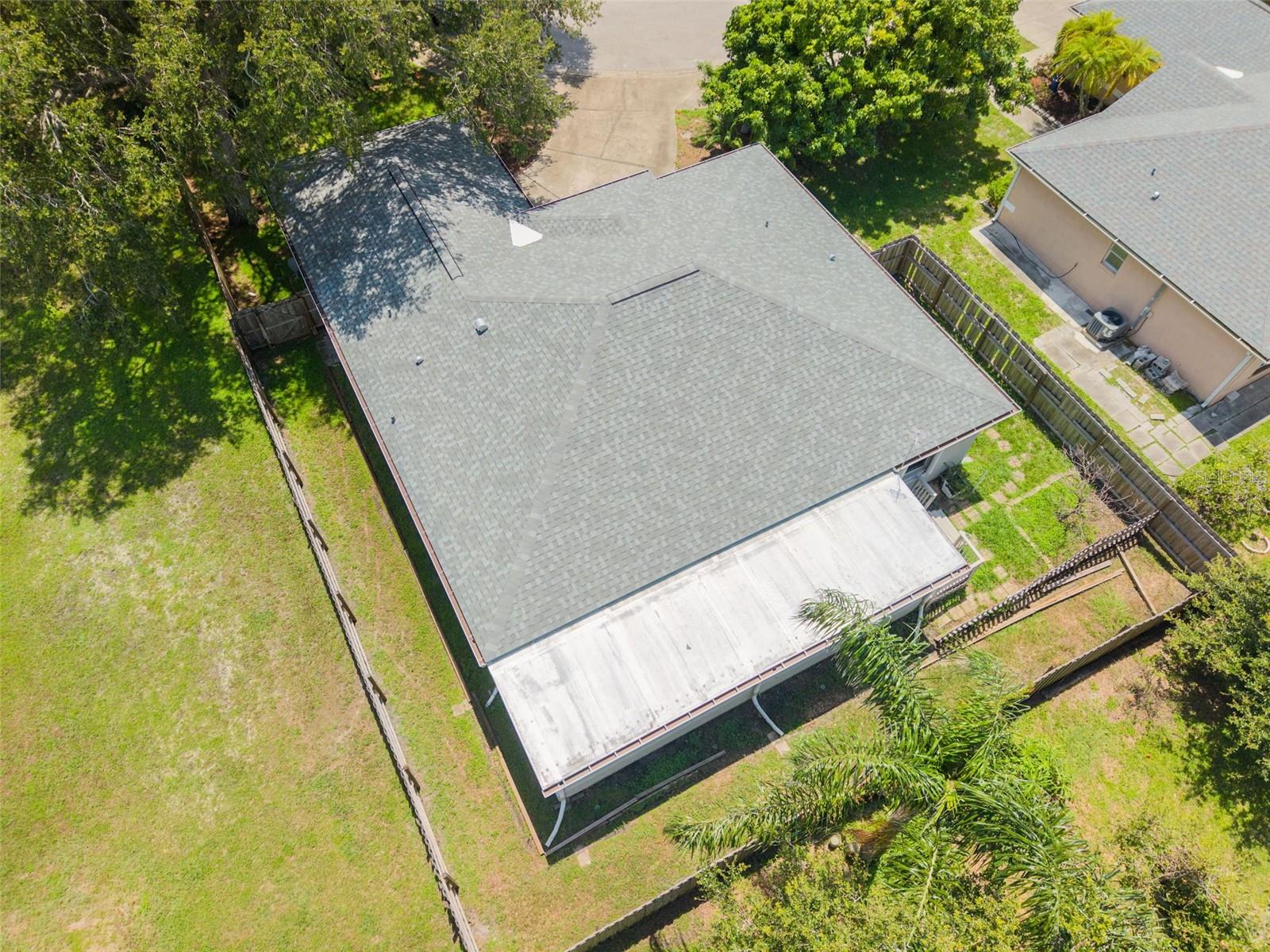 2102 BRADFORD ST — photo 31
