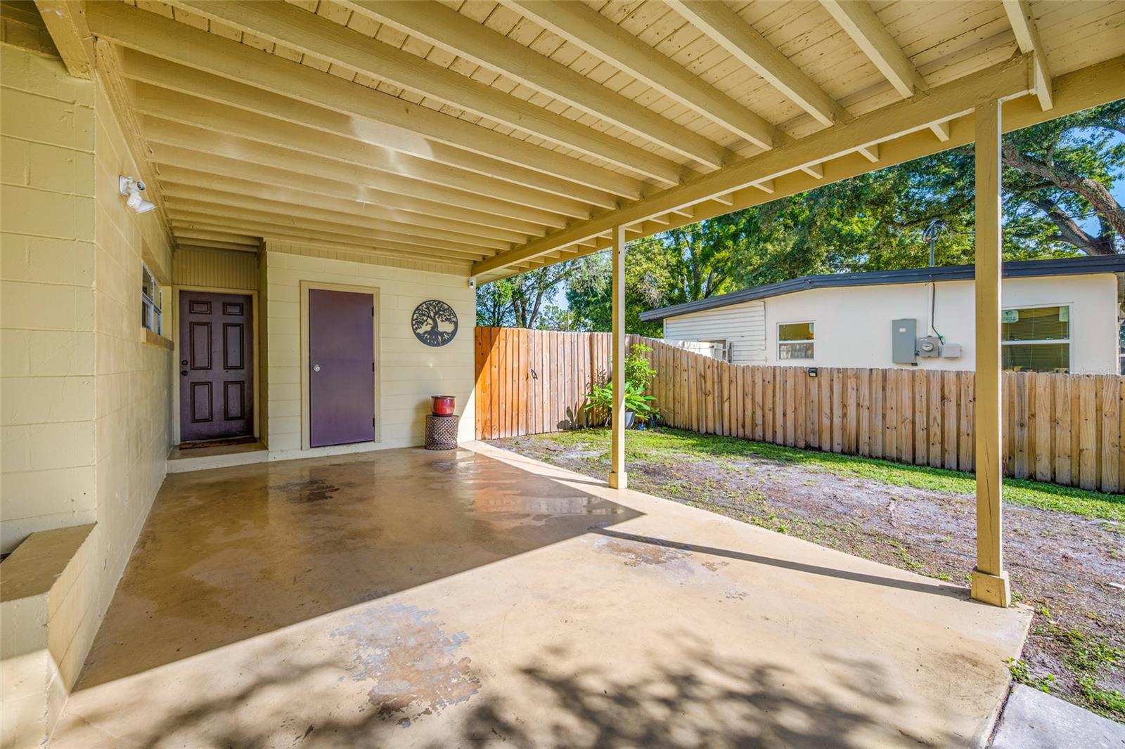 6410 WALTON WAY — photo 3