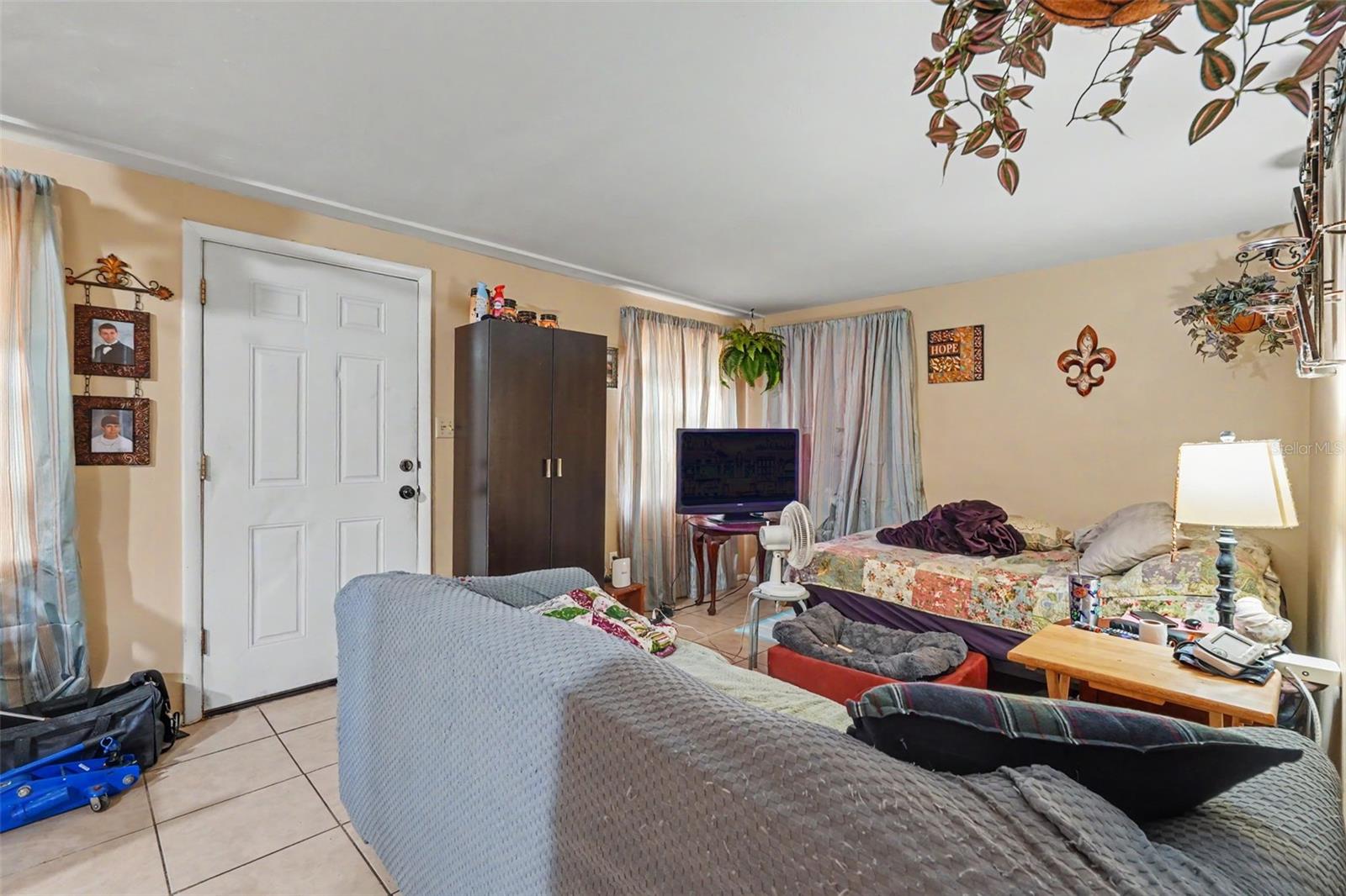 5513 OCEANIC RD — photo 4