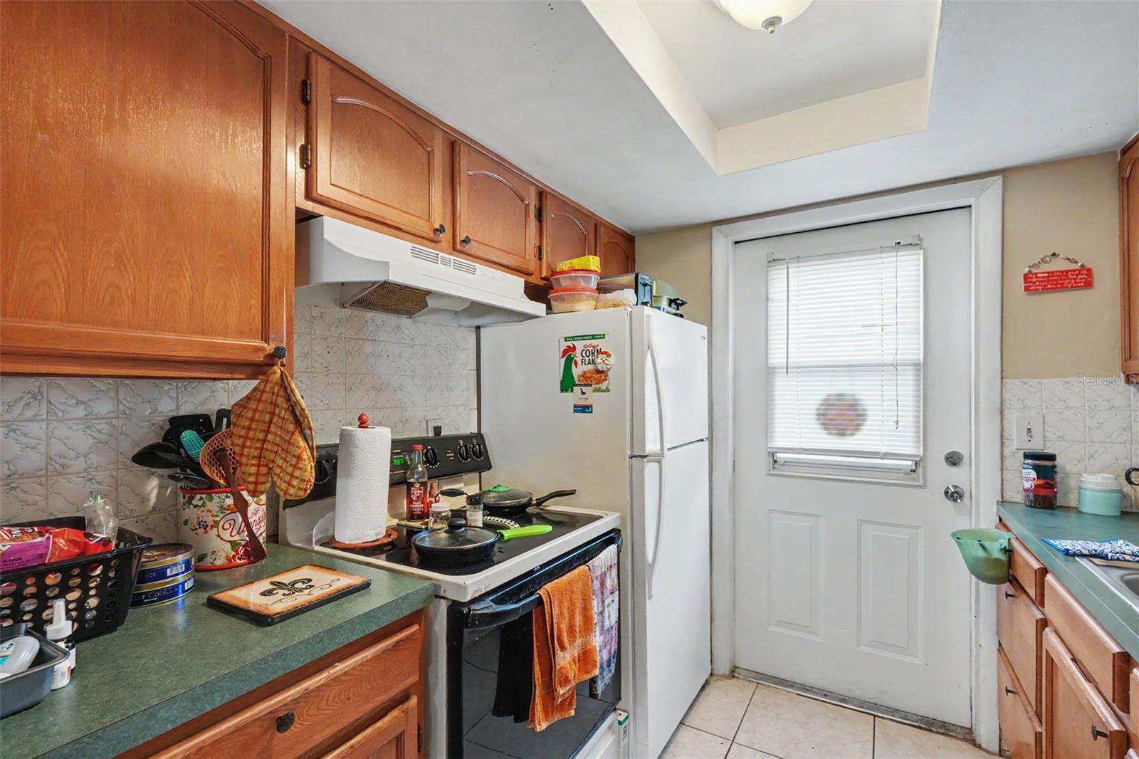 5513 OCEANIC RD — photo 17