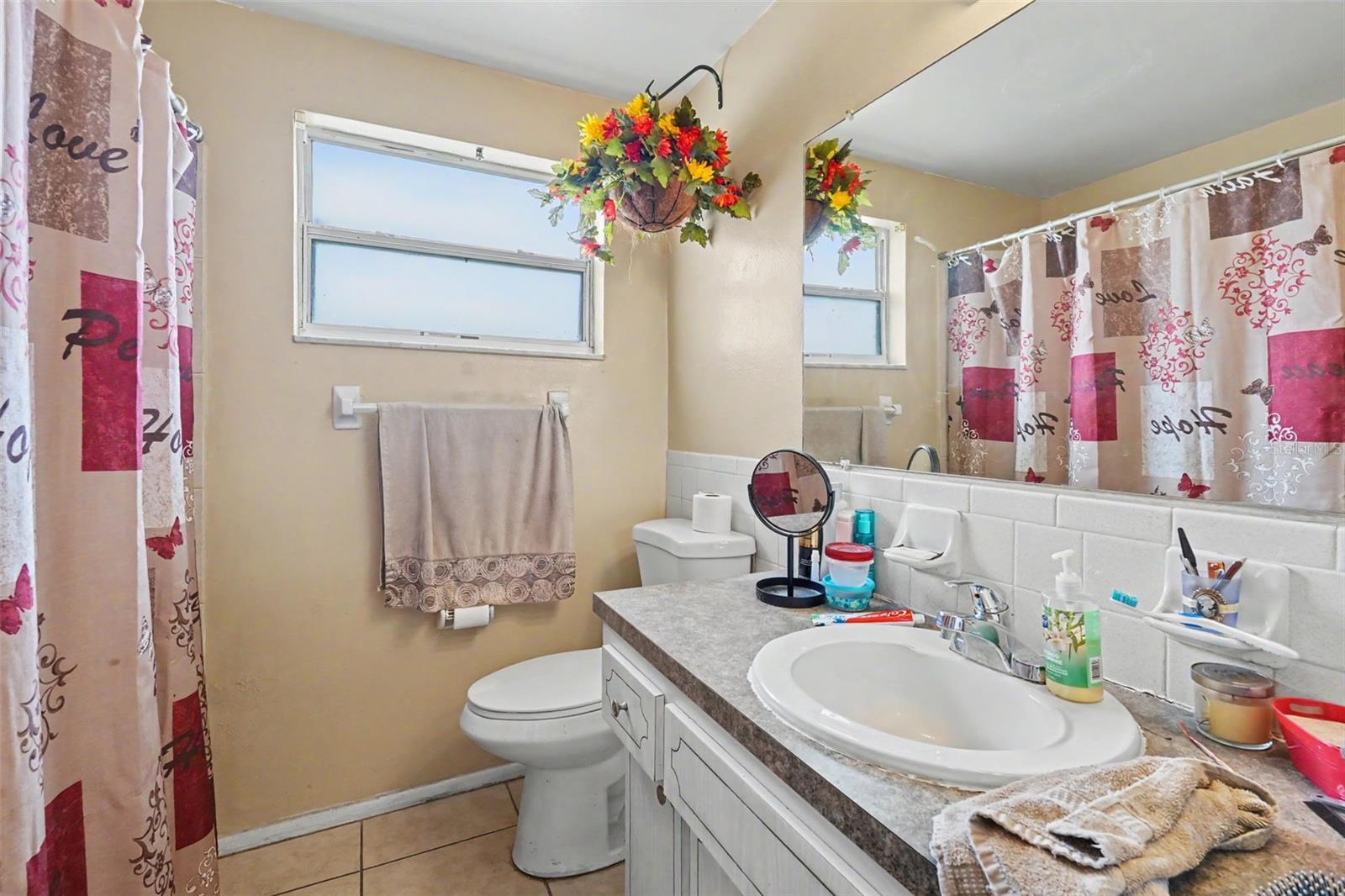 5513 OCEANIC RD — photo 9